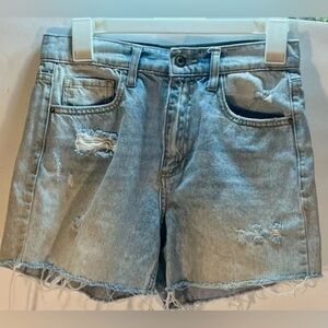 SNEEK PEEK DISTRESSED JEANS SIZE 3 WAIST 26